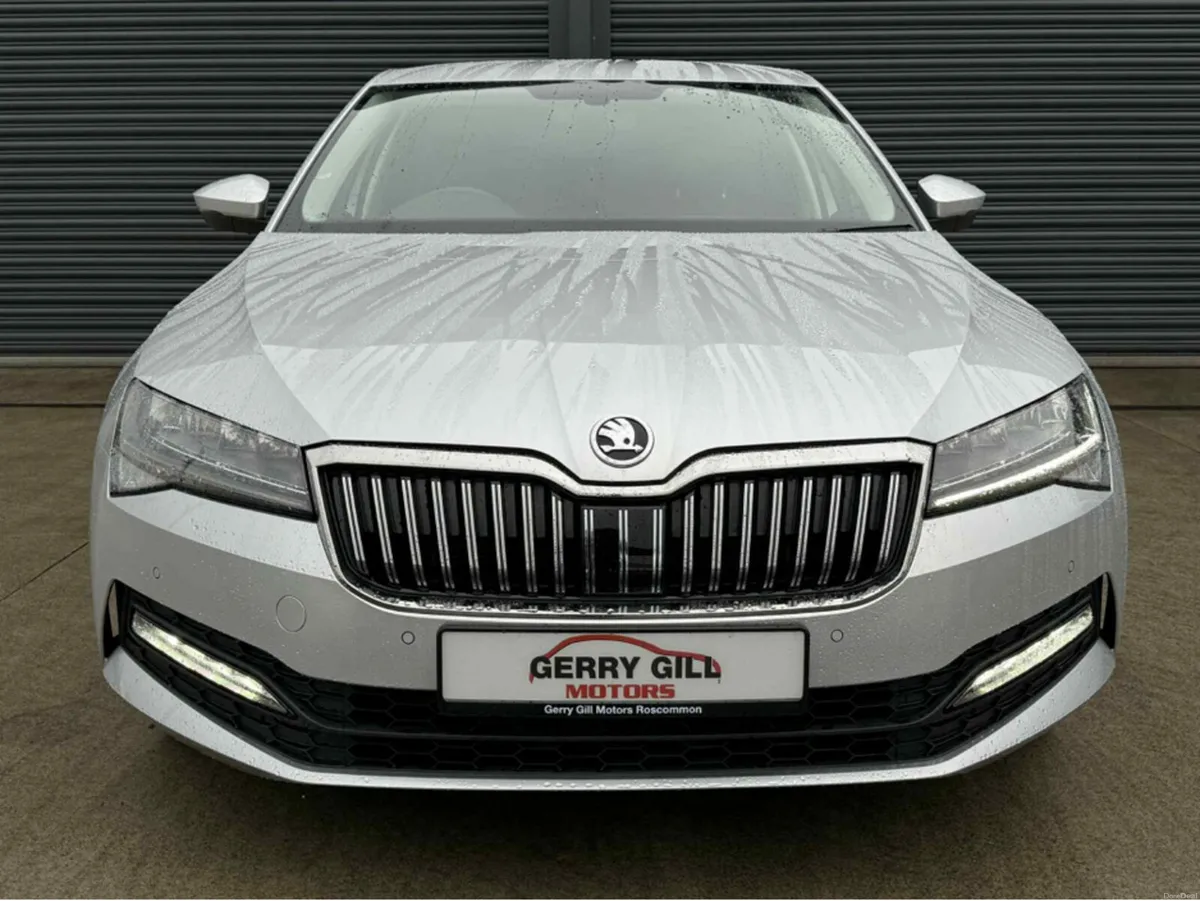 Skoda Superb AMBITION 2.0 TDI 150HP 5DR - Image 2