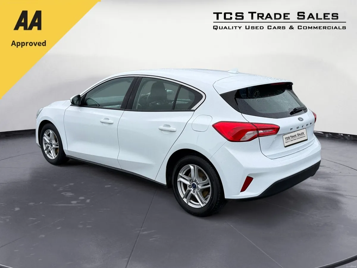 2019 Ford Focus 1.5Tdci Zetec 120BHP - Image 4
