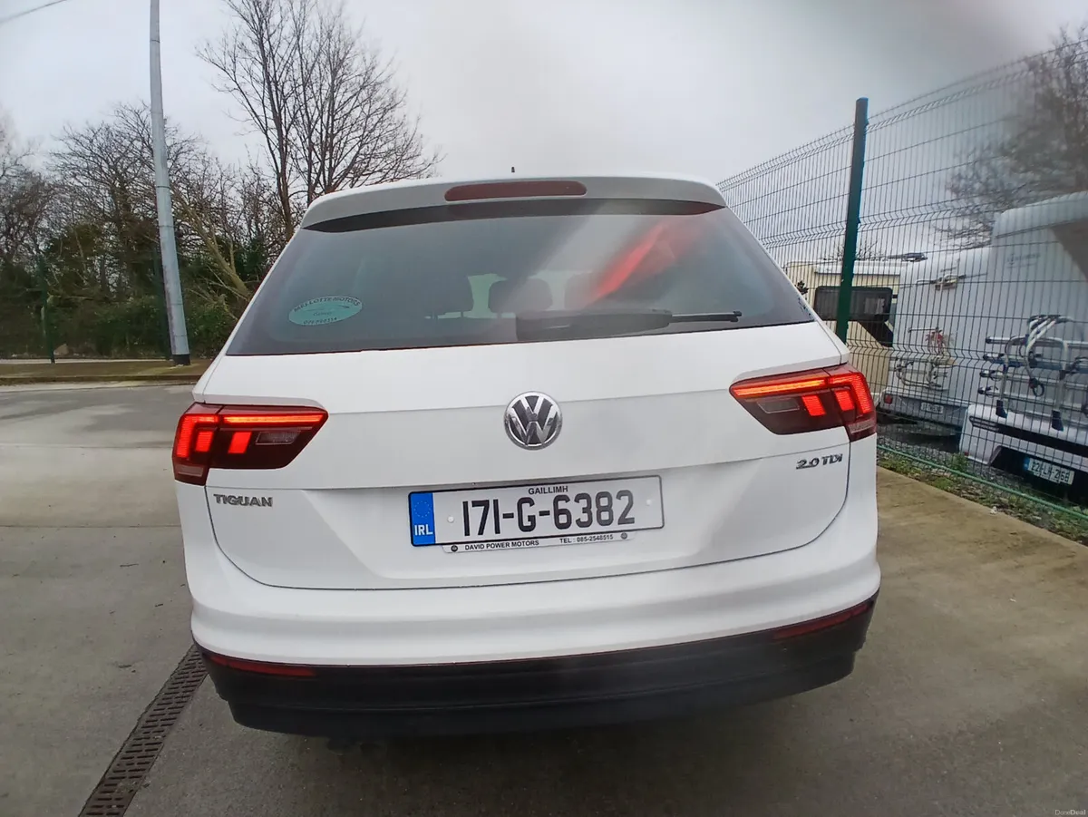 Volkswagen Tiguan 2017 - Image 3