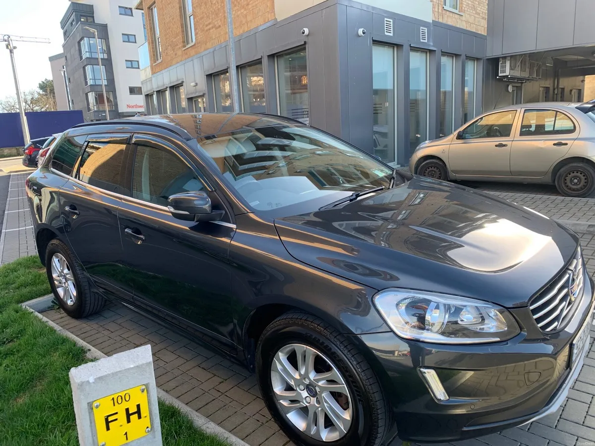 Volvo XC60 2015 - Image 4