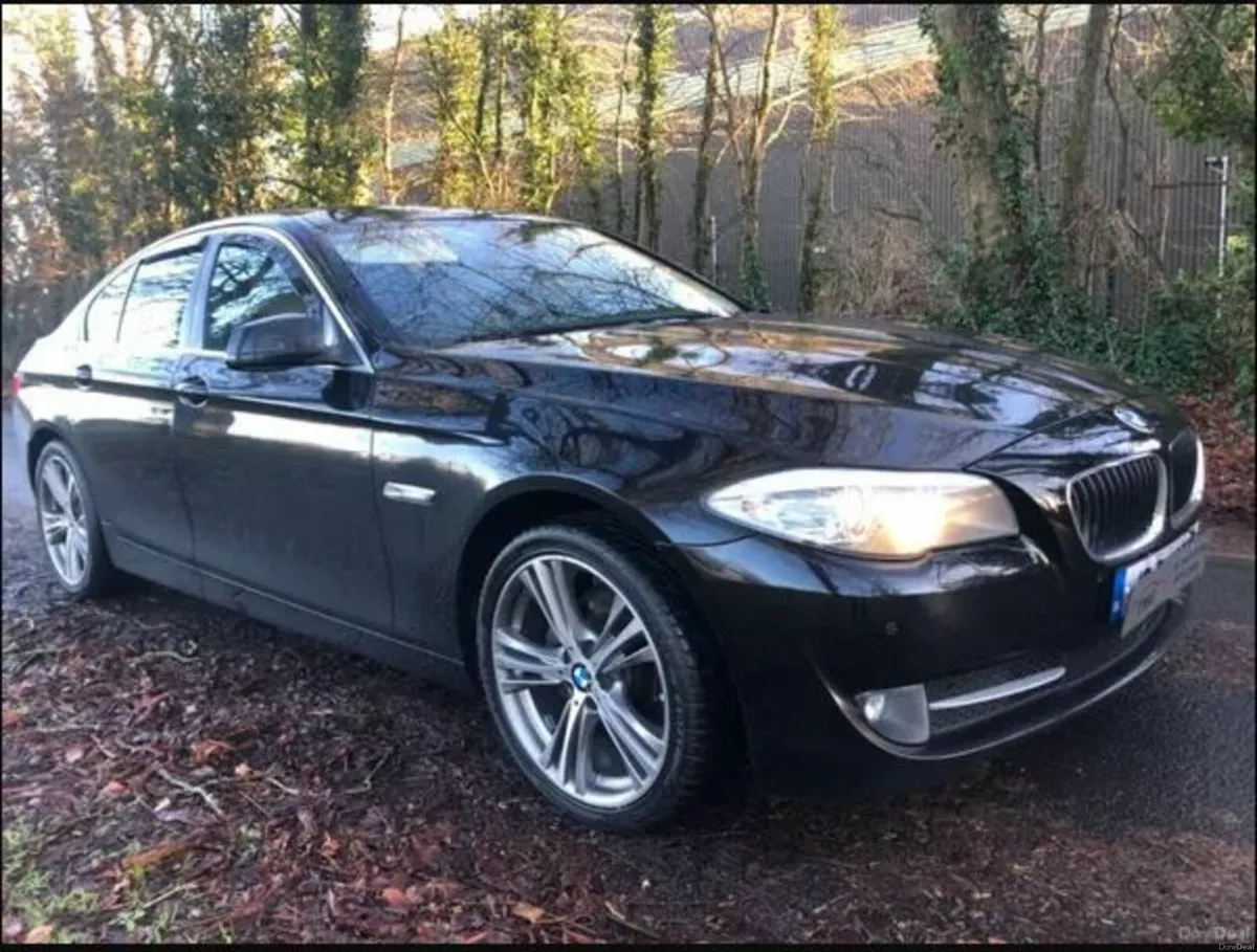 BMW 5-Series 2012