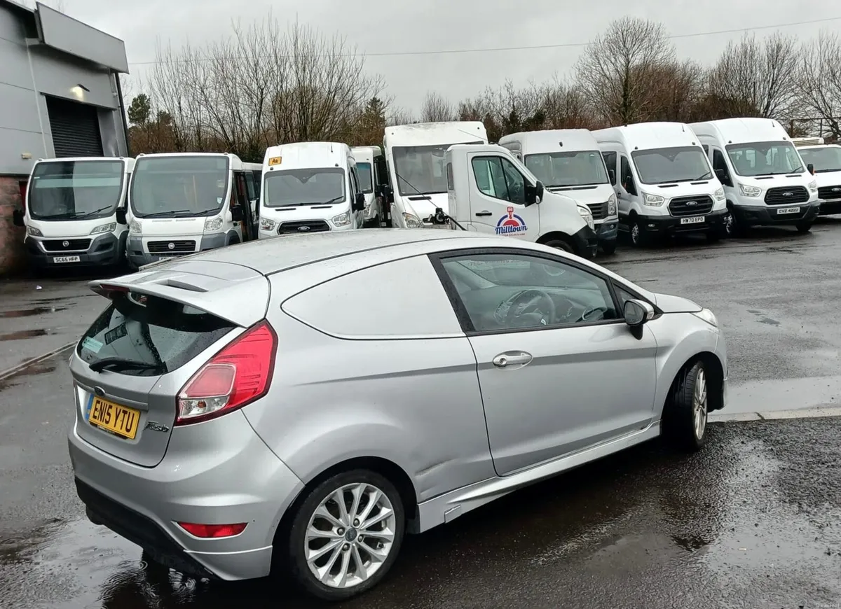 🚗Ford Fiesta Sport TDCI -2015 - Image 1