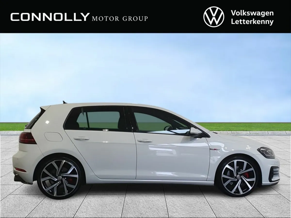 Volkswagen Golf 2.0 TSI 5DR 230HP GTI DSG - Image 3