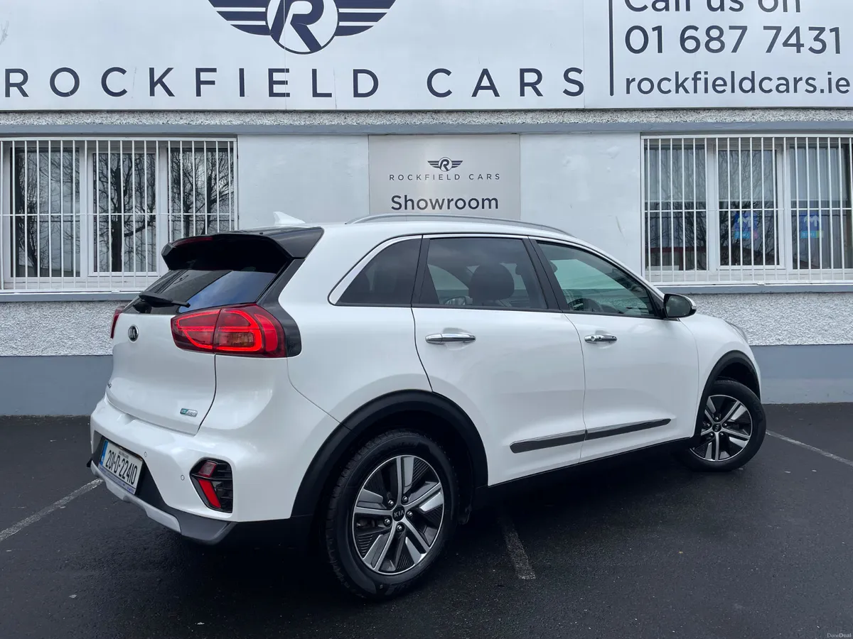 PHEV-APPLE PLAY-HEATED LEATHER-170TAX-NEW NCT - Image 4