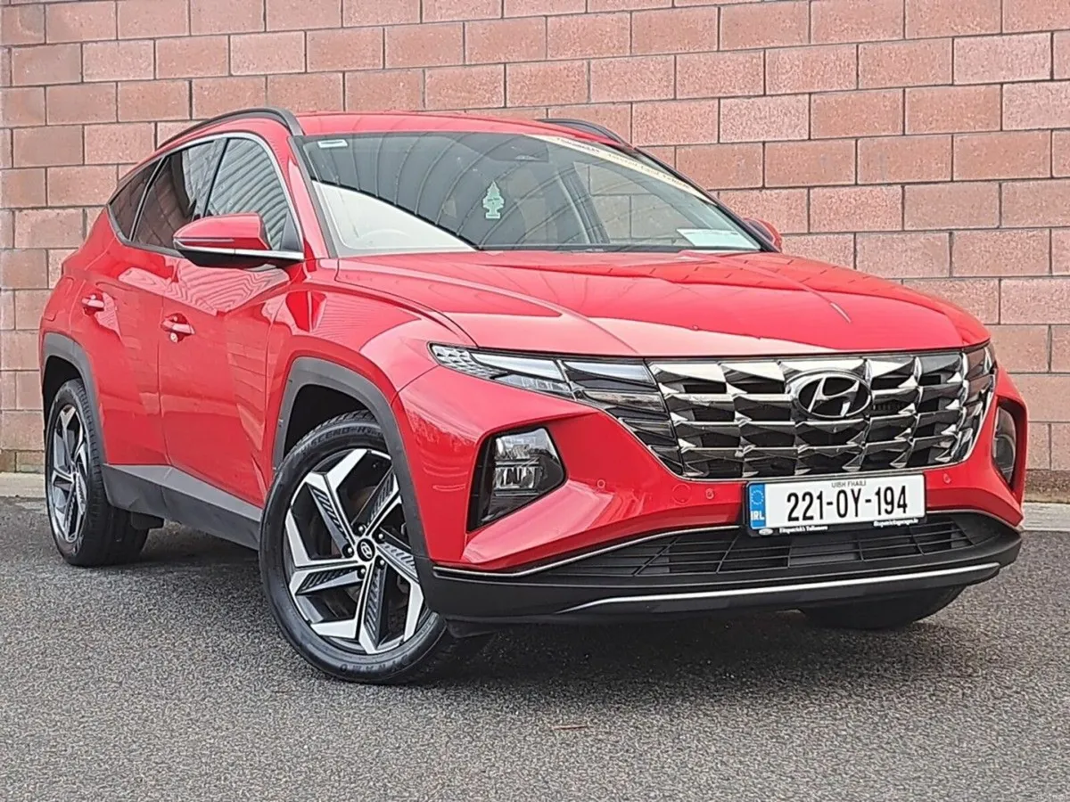 Hyundai Tucson 4 Wheel Drive Executive Plus Plug i - Image 1