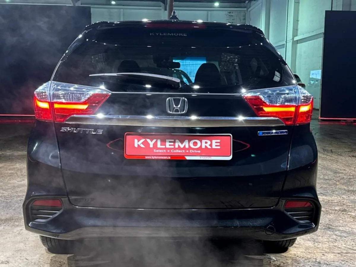 Honda Shuttle HYBRID 1.5L AUTOMATIC - CRUISE CONTR - Image 4