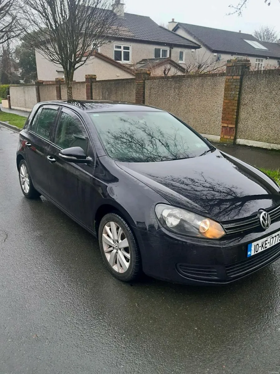 Volkswagen golf 2010 - Image 1