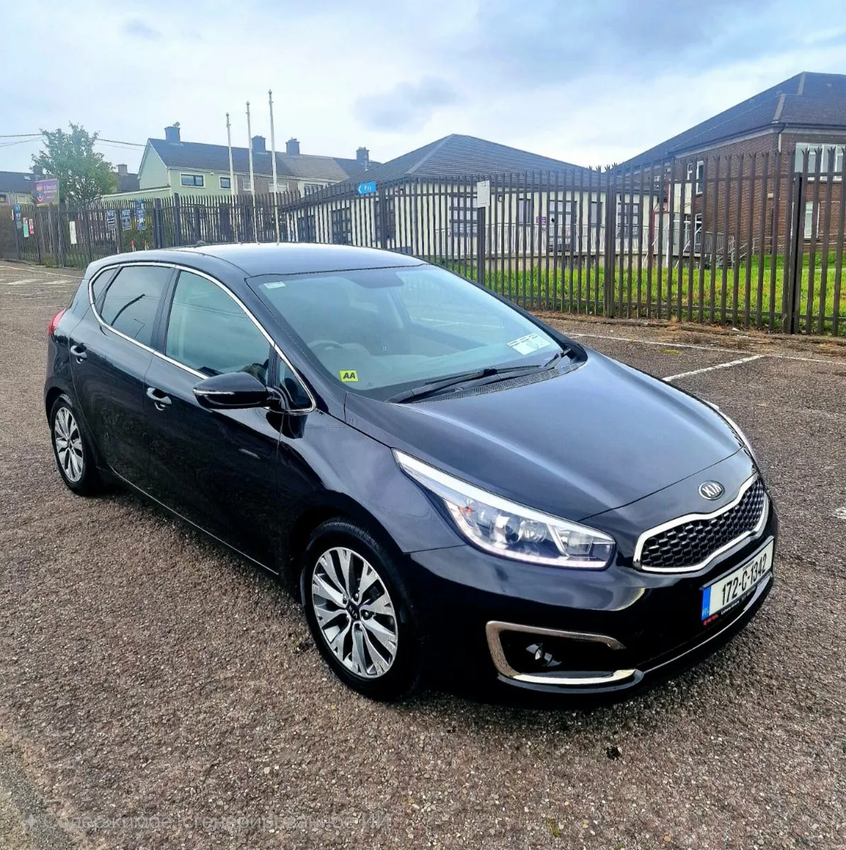 Kia Ceed 1.4 Diesel | 38,000 km | Full Service His - Image 3