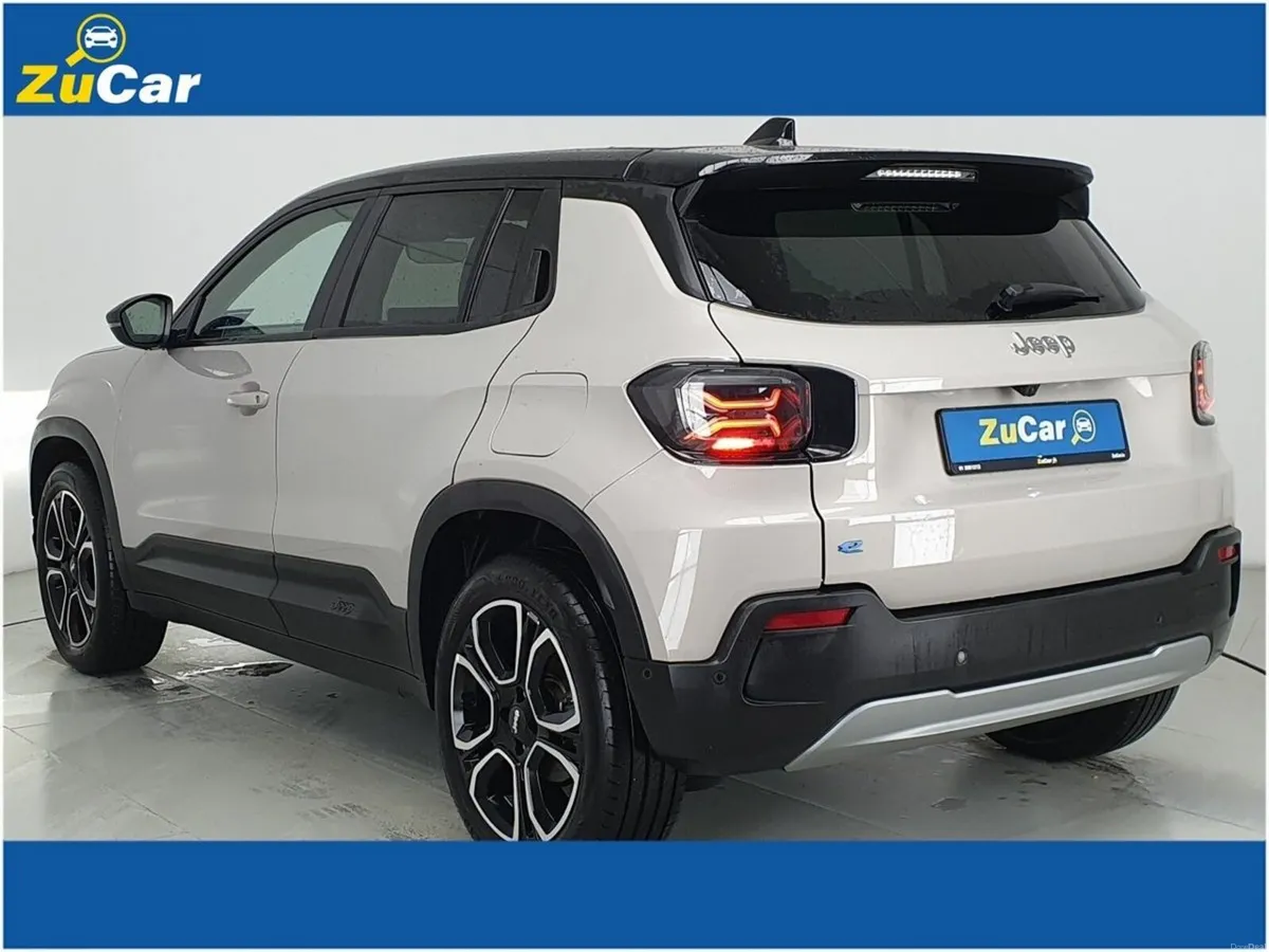 Jeep Avenger Summit  156 Electric 54kWh Auto - Image 4