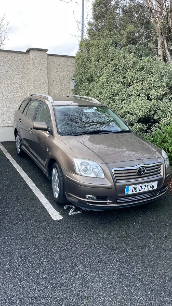 Toyota Avensis 2005 - Image 2