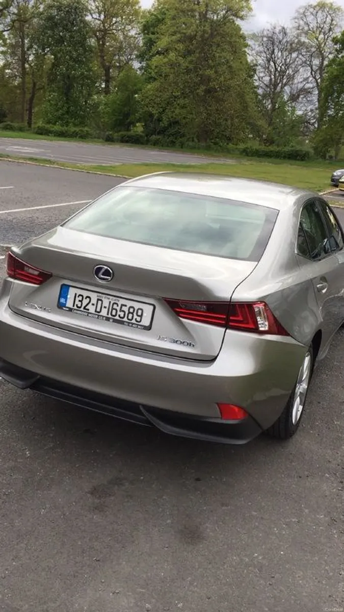 2013 Lexus IS - Image 2