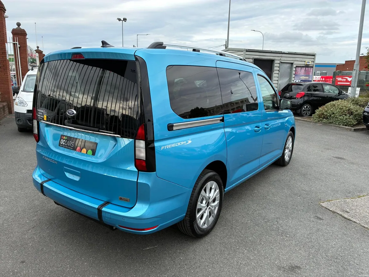 Wheelchair Accessible Taxi Ford Connect Freedom - Image 4