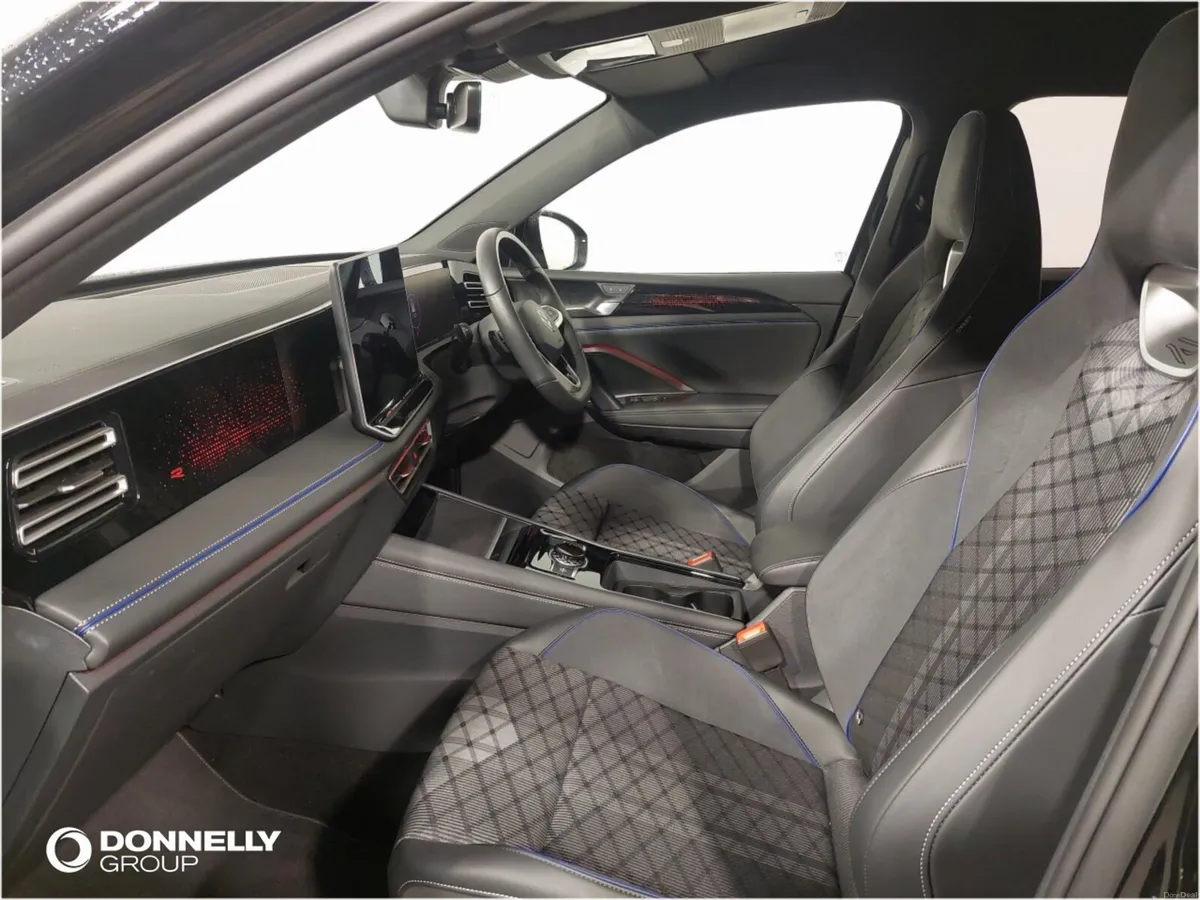 Volkswagen Tiguan Diesel Estate R-Line - Image 2