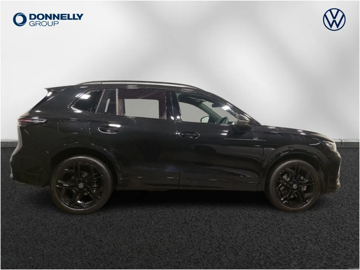 Volkswagen Tiguan Diesel Estate R-Line - Image 4