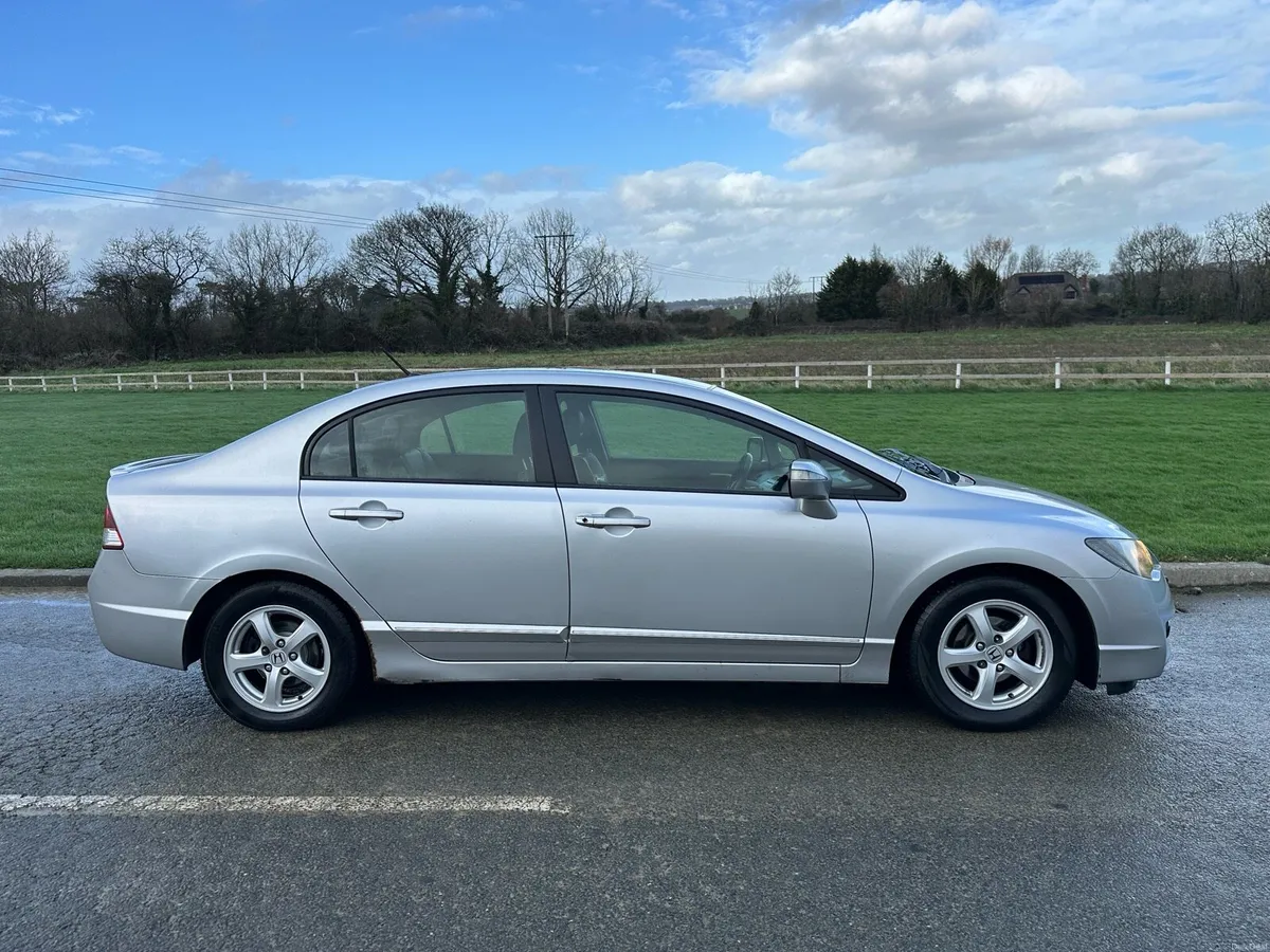 Honda Civic HyBrid 2010 - Image 3