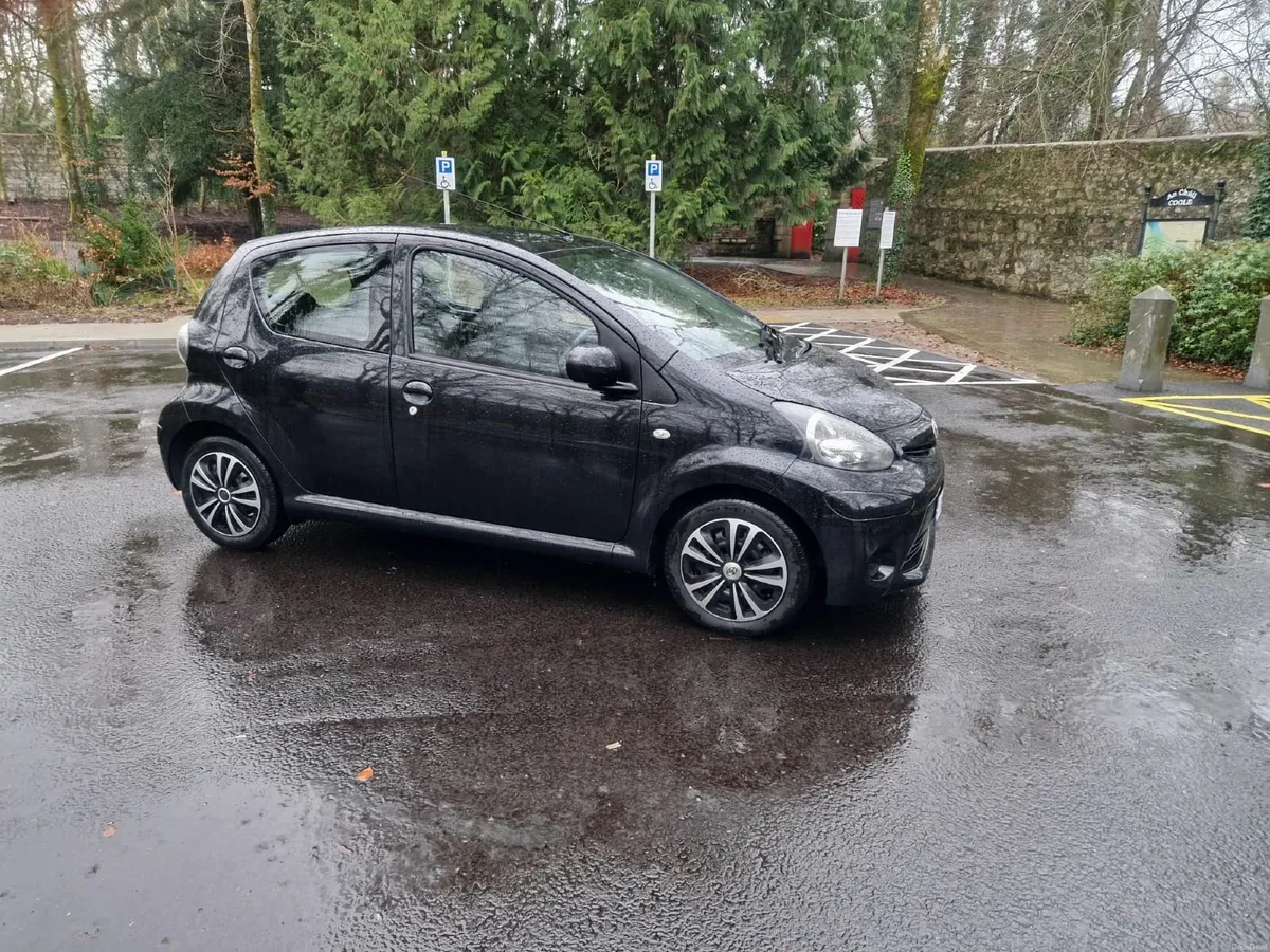 Toyota Aygo 2014 LOW MILEAGE - Image 2