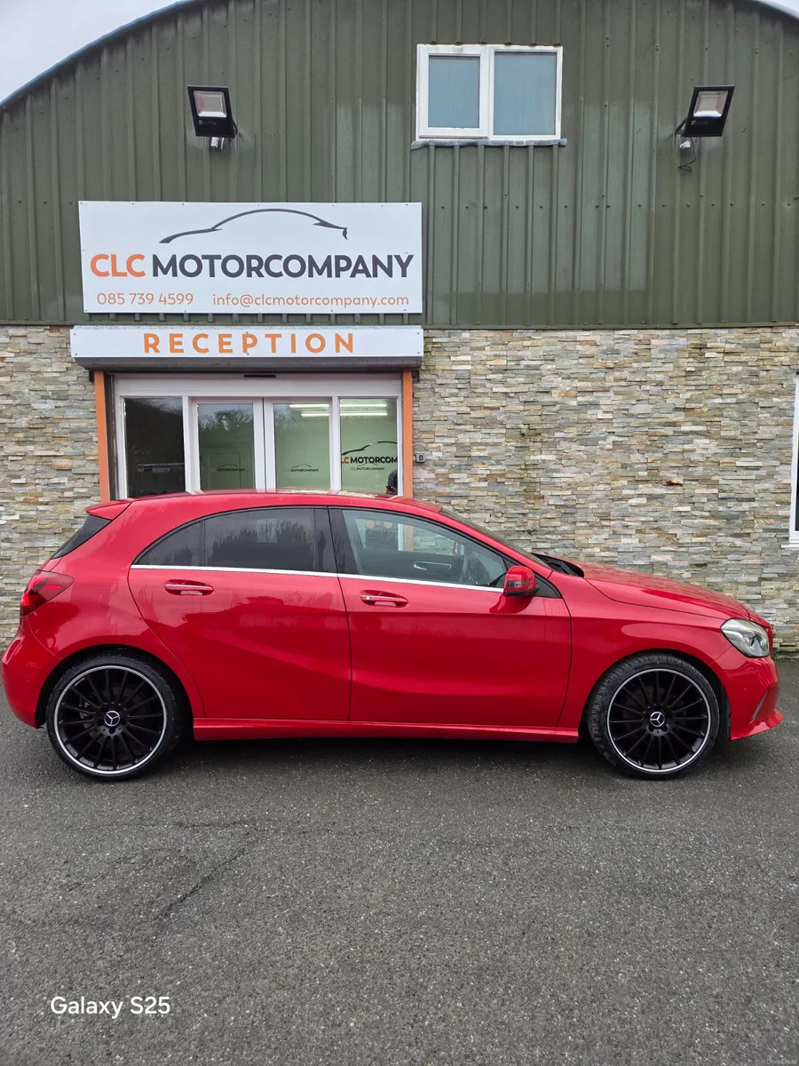 2017 MERCEDES A180 AUTO - Image 2