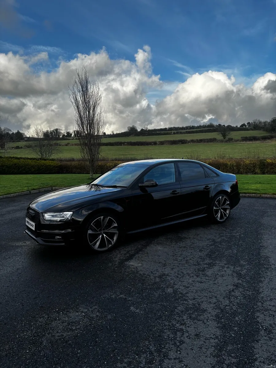 Audi A4 S-Line - Image 2