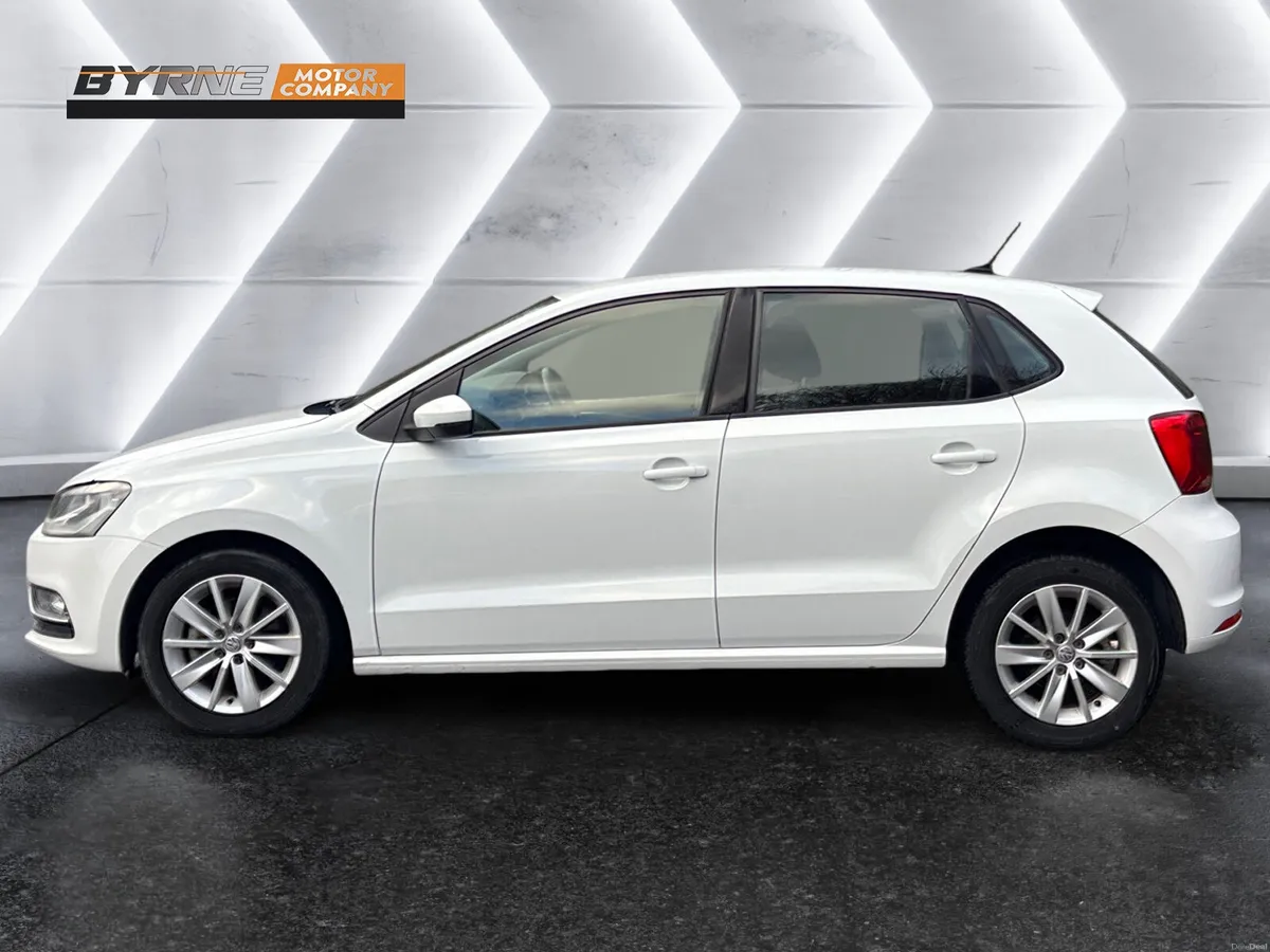 VOLKSWAGEN POLO 1.2 TSI AUTO 2015 - Image 2