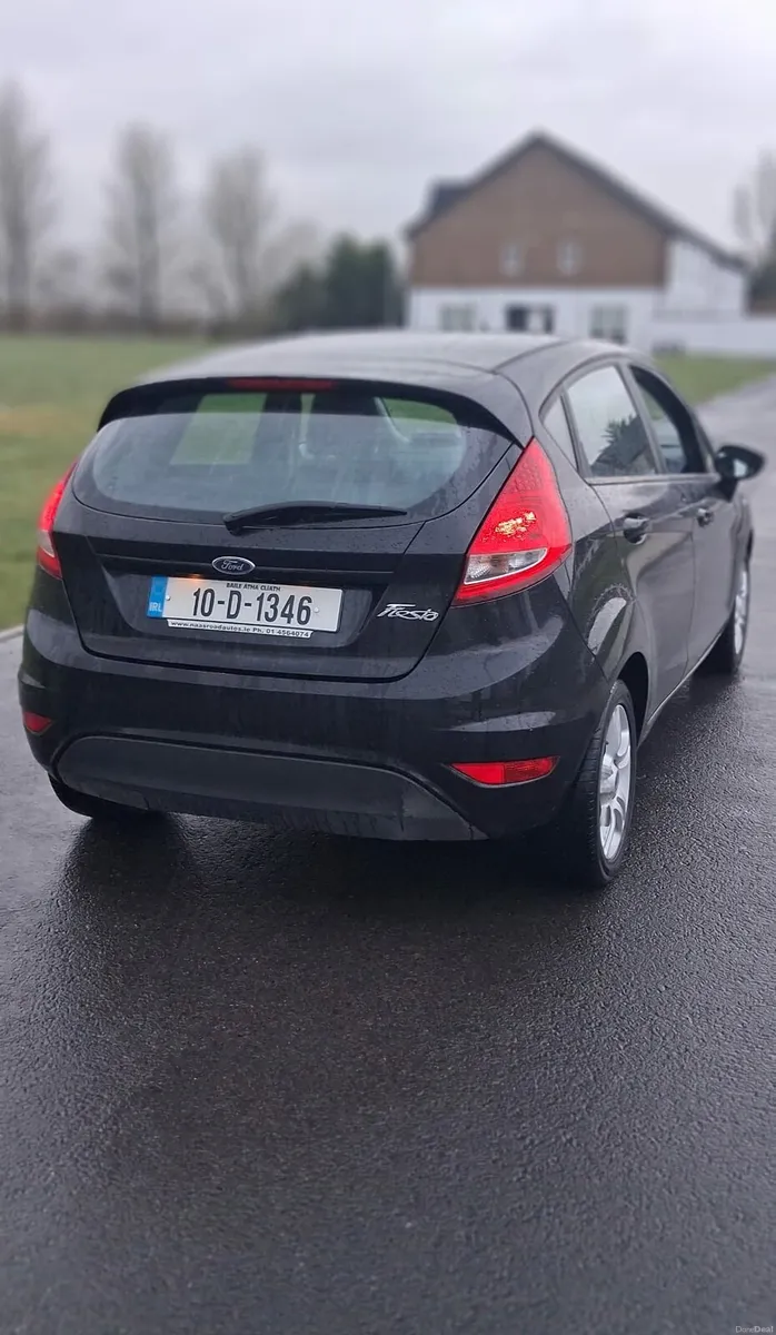 2010 Ford fiesta Fresh NCT TAX Mint condition! - Image 4
