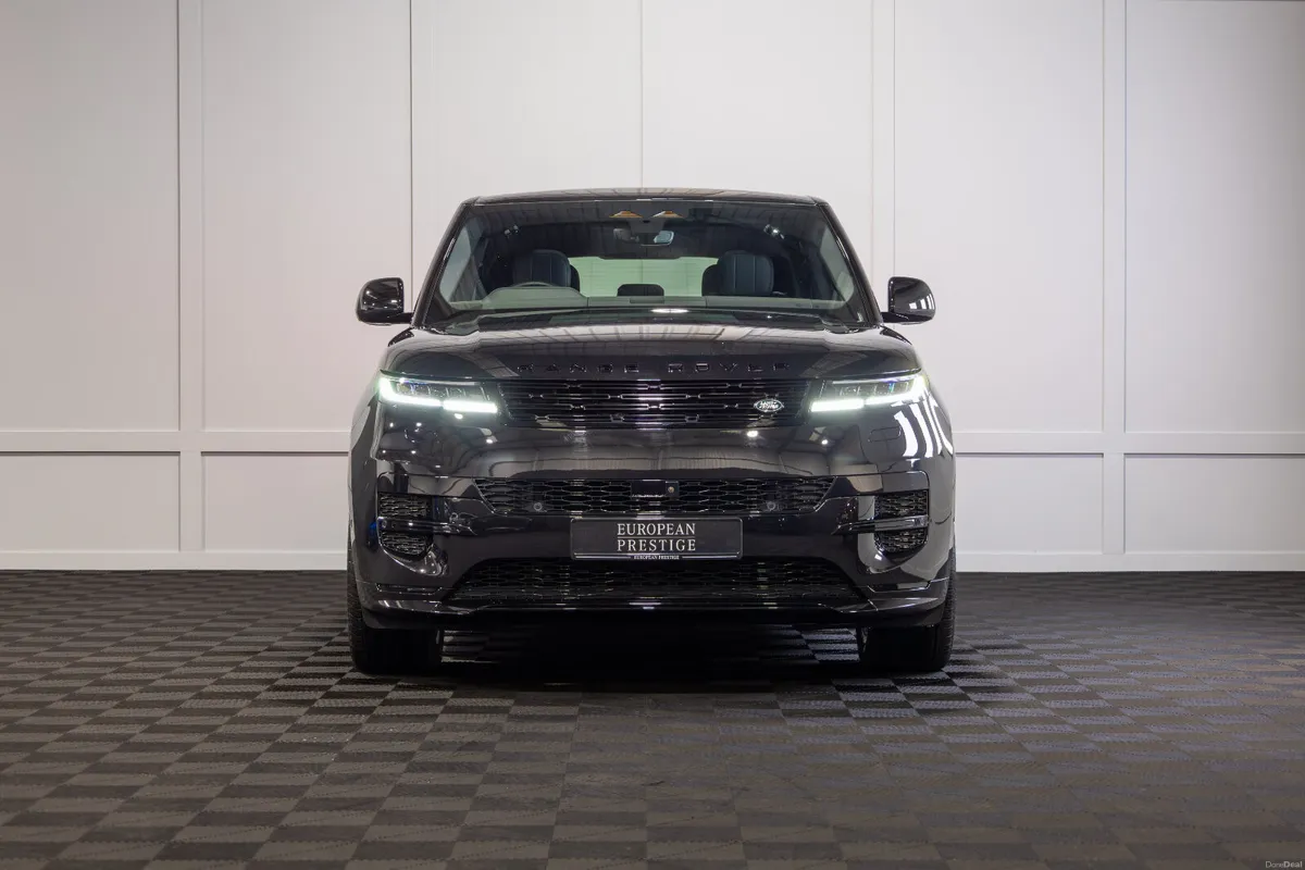 2025 Range Rover Sport P460e Dynamic SE - Image 2