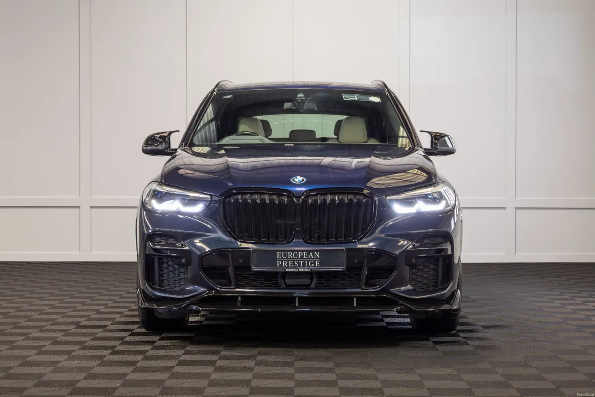 222 BMW X5 X-Drive 45e M-Sport - Image 2