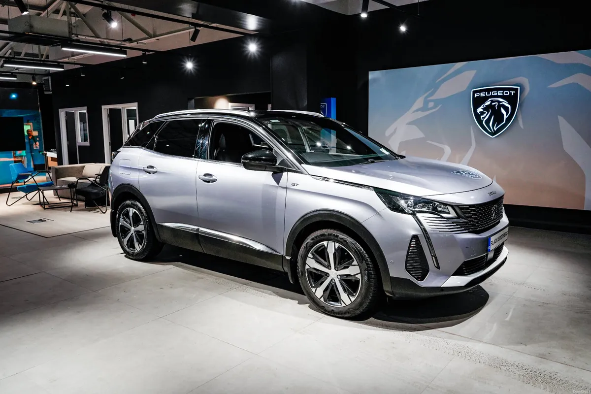 2024 Peugeot 3008 GT 1.5 BlueHDi 130bhp Auto - Image 2