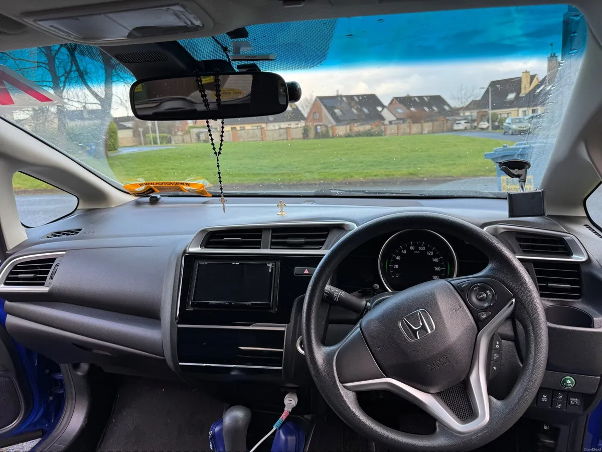 Honda Fit 2019 - Image 3