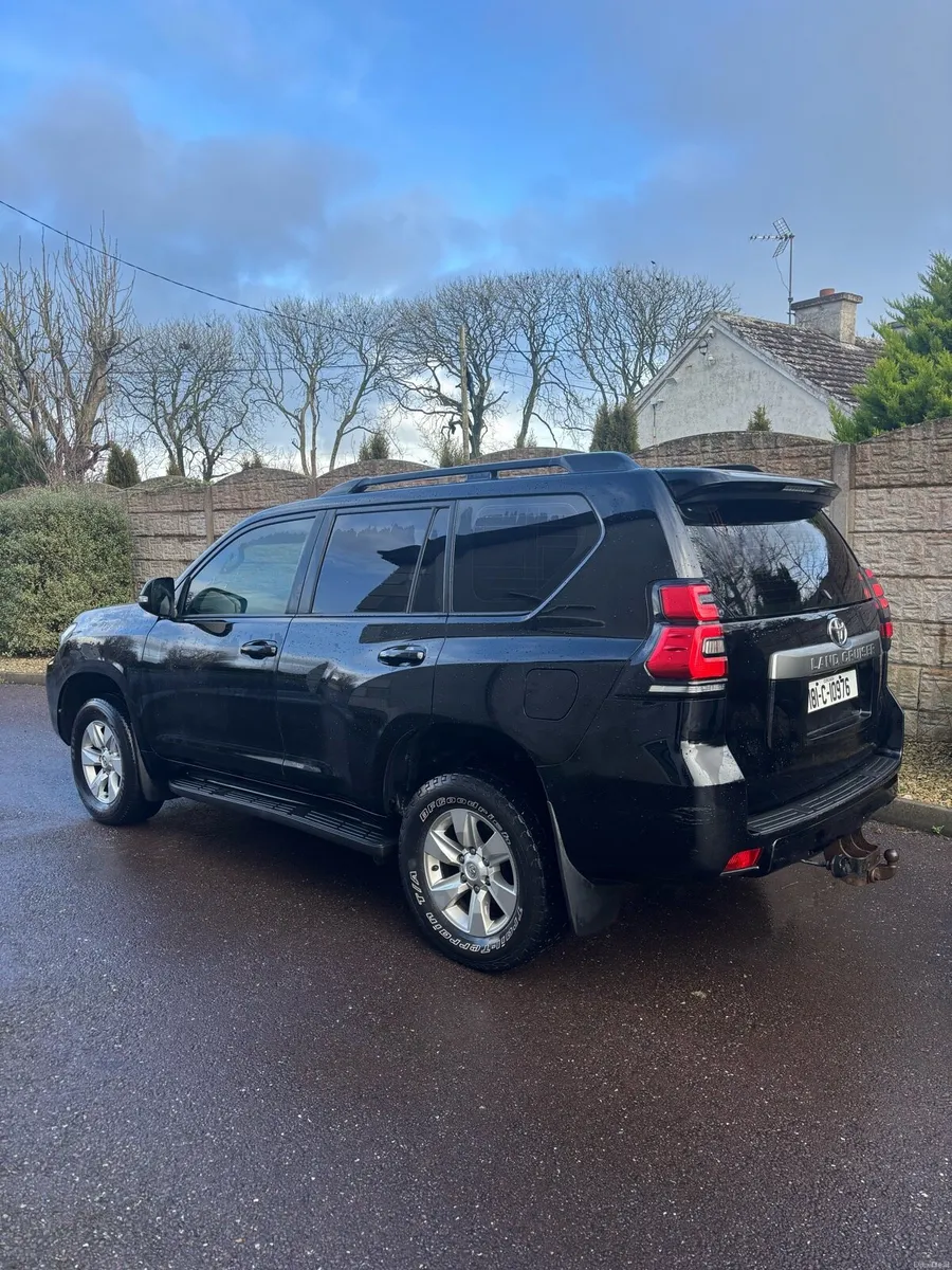 2018 Toyota Land Cruiser | Business Class | Auto - Image 3