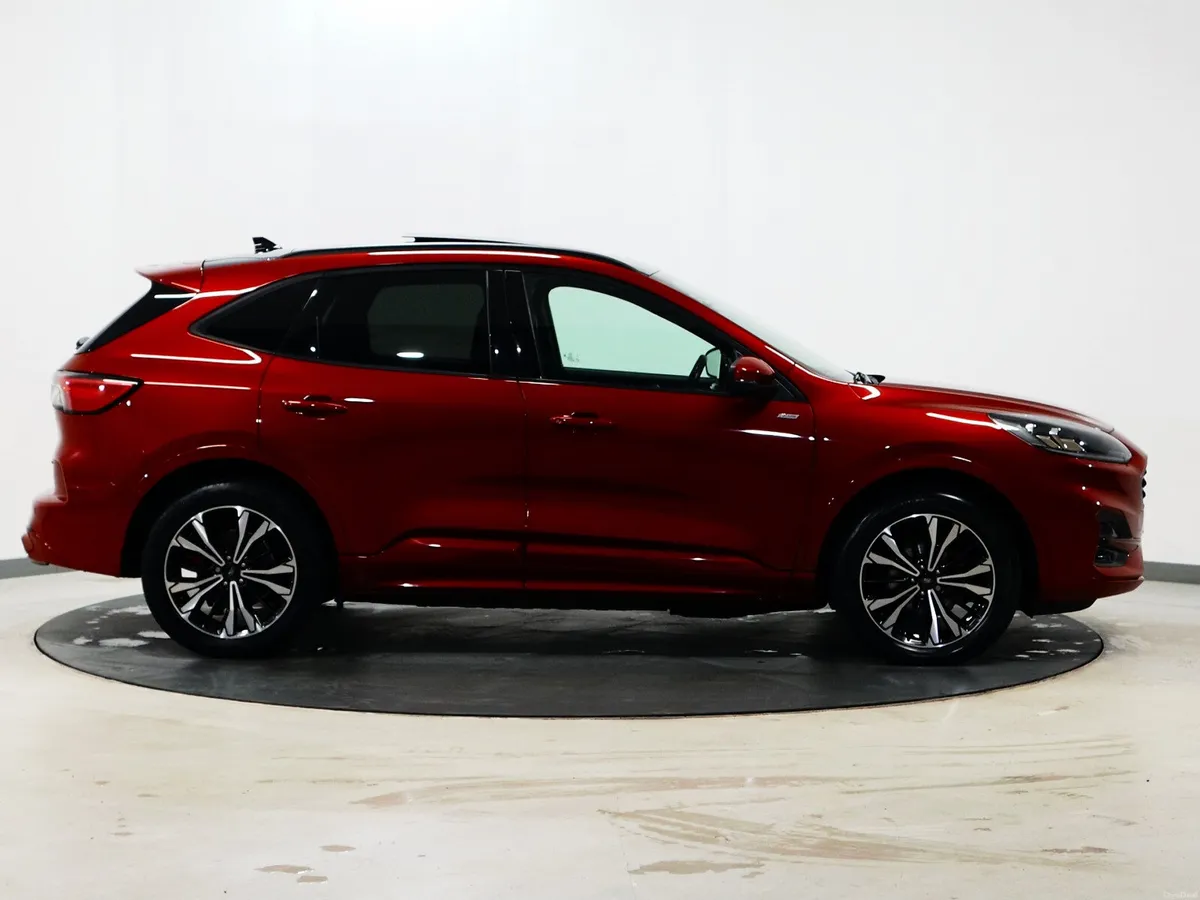*75* 2022 Ford Kuga 2.5 ST-LINE X AUTO - Image 3