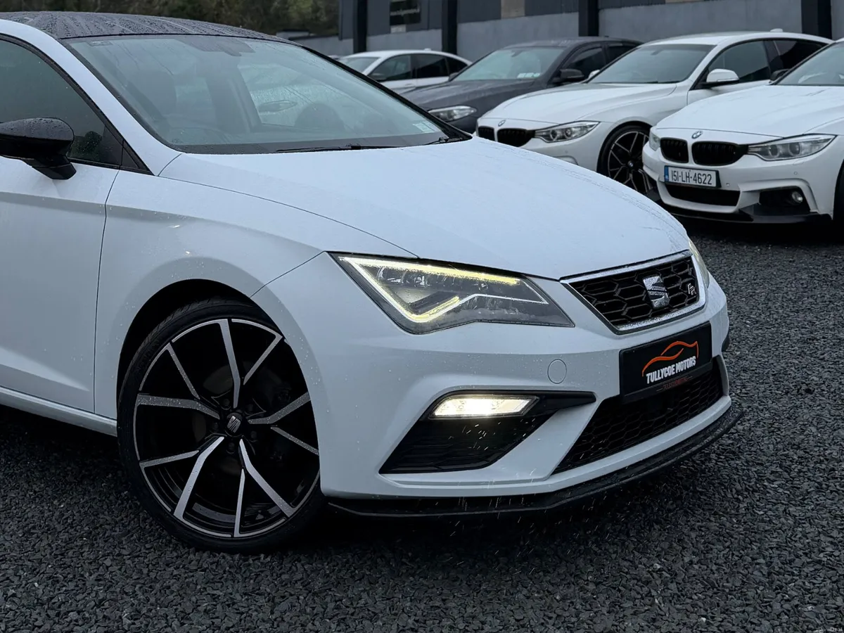 SEAT LEON FR 2018 PEARL WHITE! - Image 4