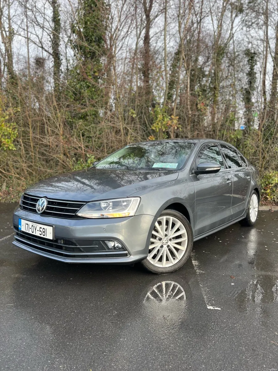 2017 Volkswagen Jetta Highline 2.0tdi 127k km - Image 2