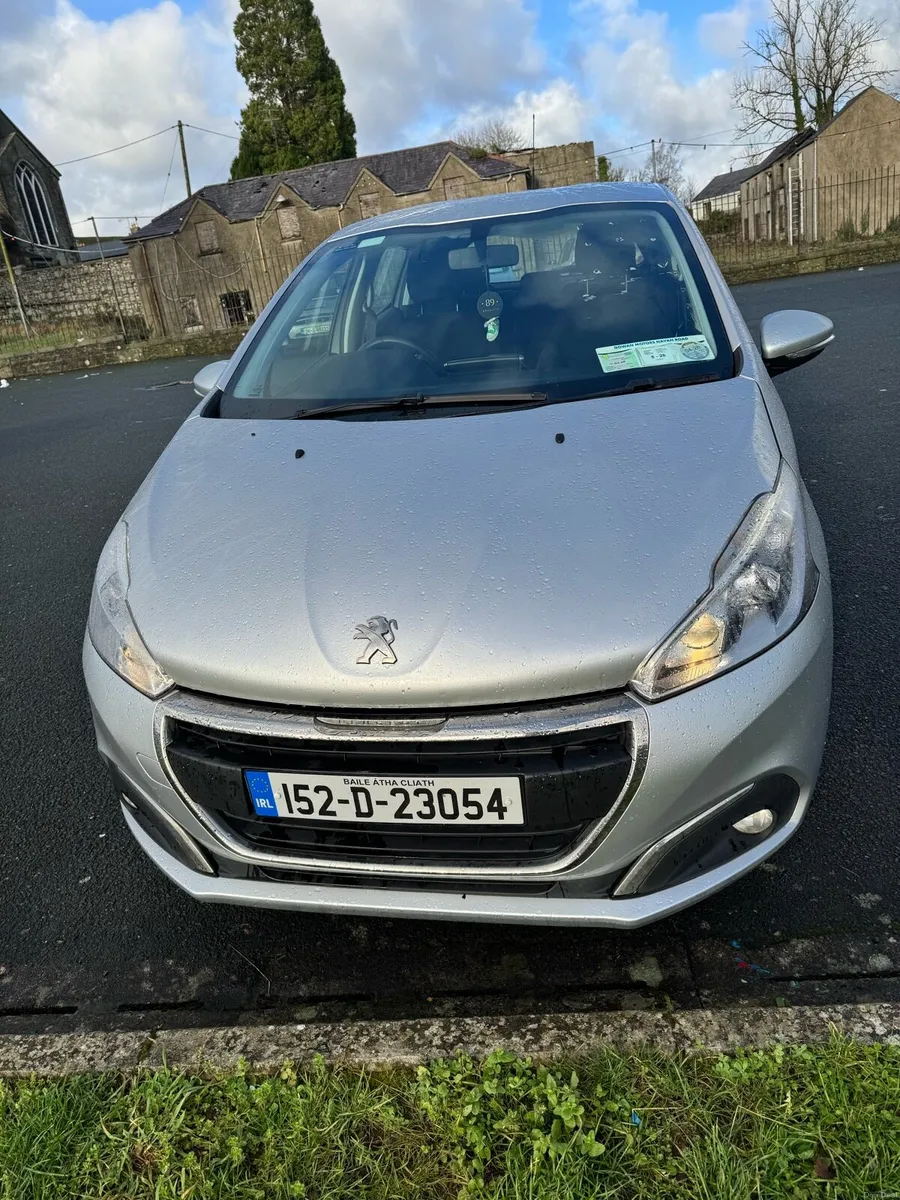 Peugeot 208 - Image 1