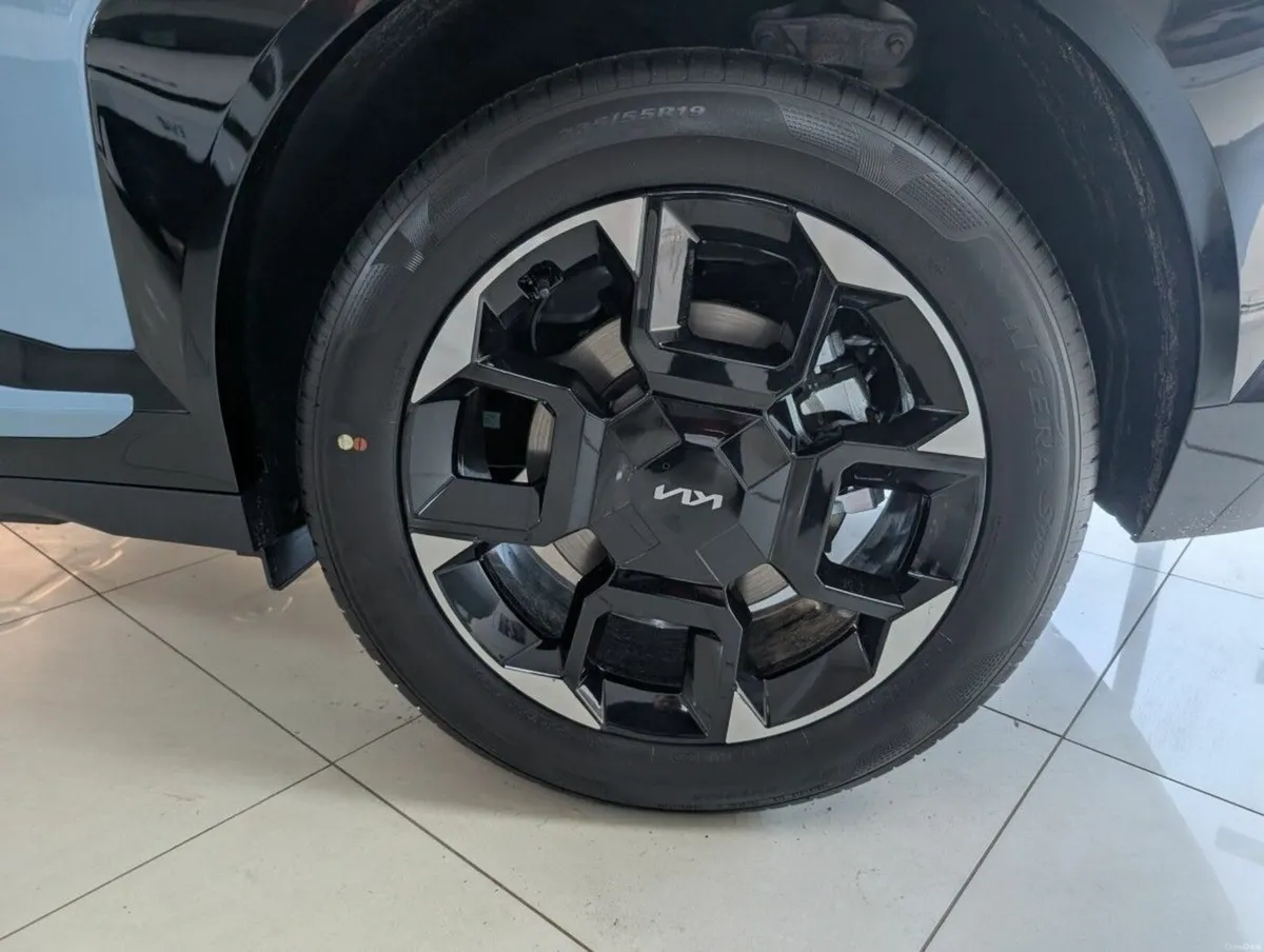 Kia EV5 GT LINE - Image 3