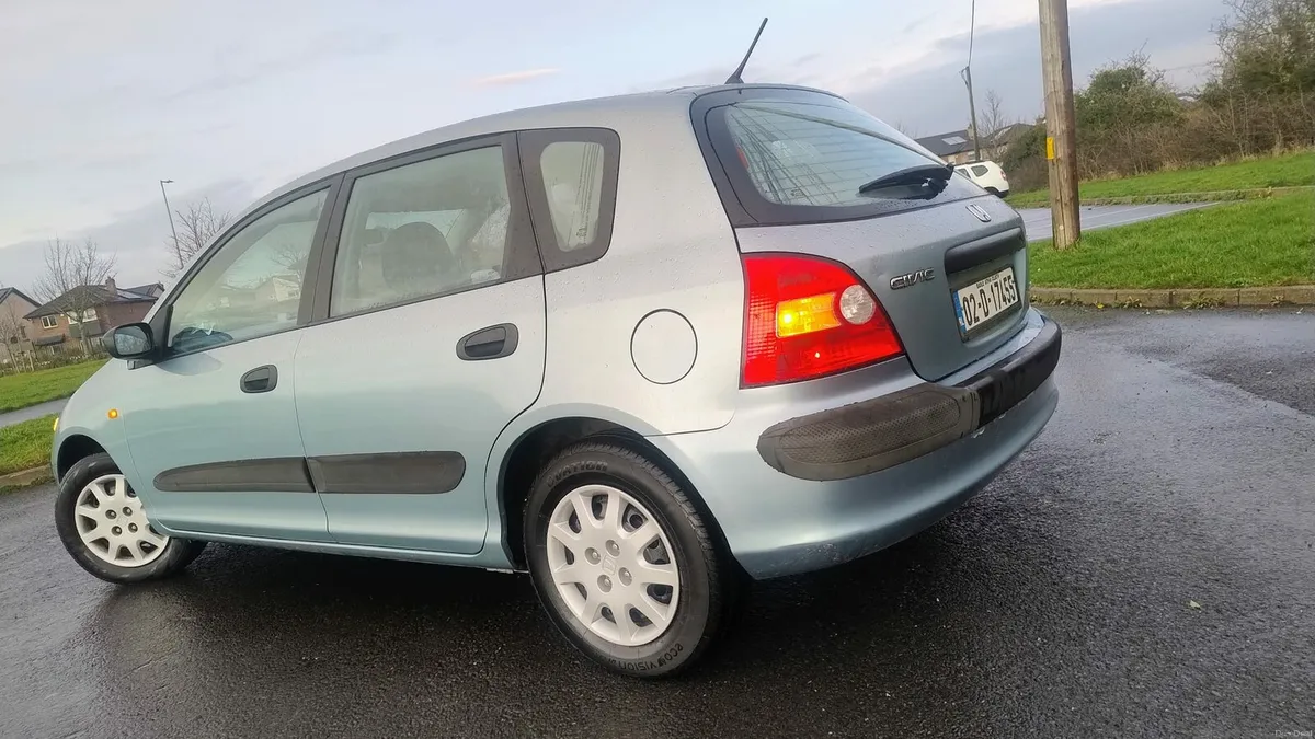 Mint Honda Civic with Tax & NCT 07/26 ONLY €1290 - Image 3