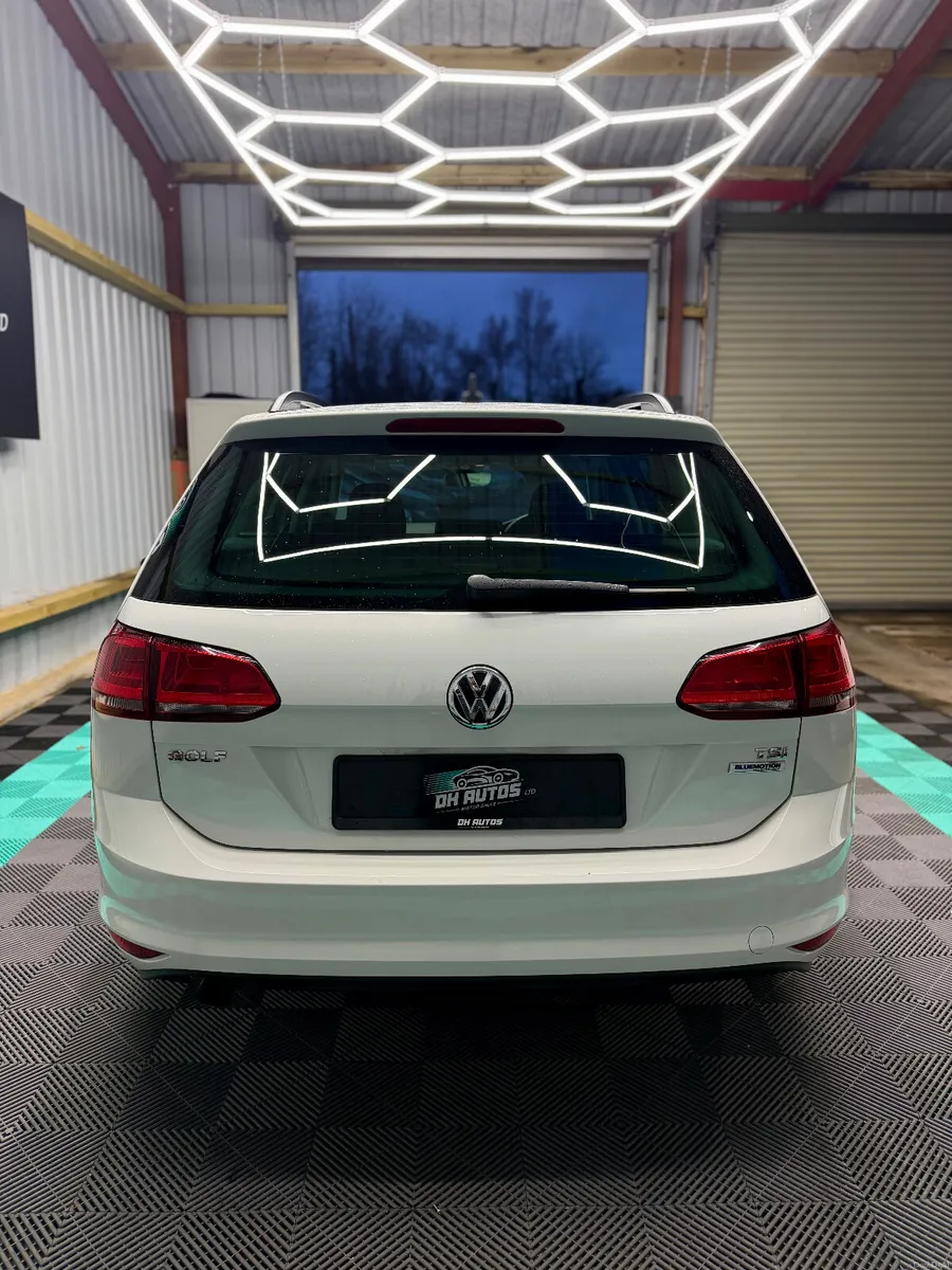 2016 (162) VW Golf Estate - 1.2 Petrol + Automatic - Image 3