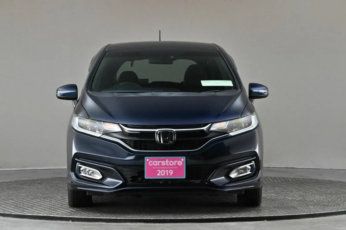 Honda Fit 1.5 HYBRID **BROWN/BLACK LEATHER**REVERS - Image 2