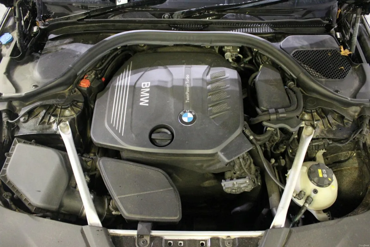 BMW 5-Series 520d M Sport Auto G30 - TENDER 21 - G - Image 4