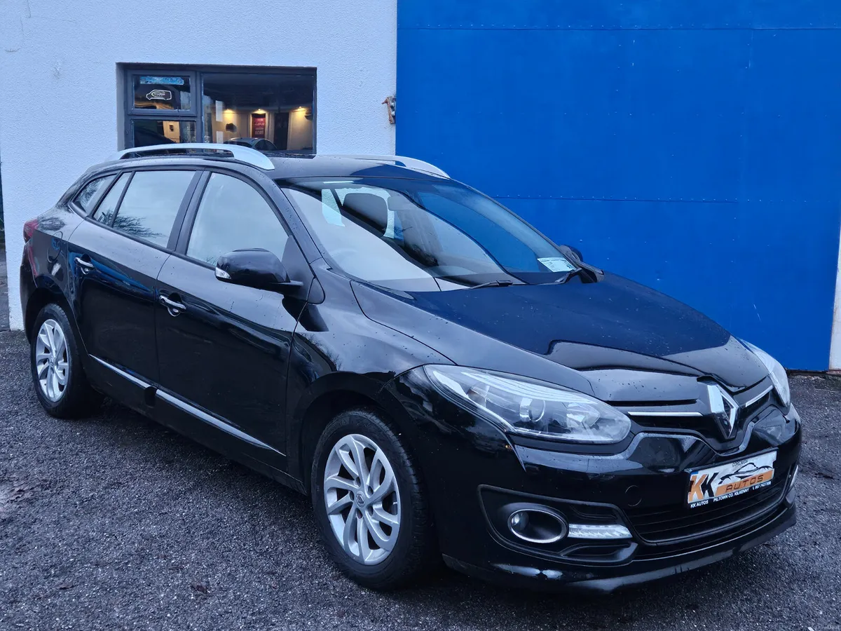 Renault Megane estate  low mileage - Image 2