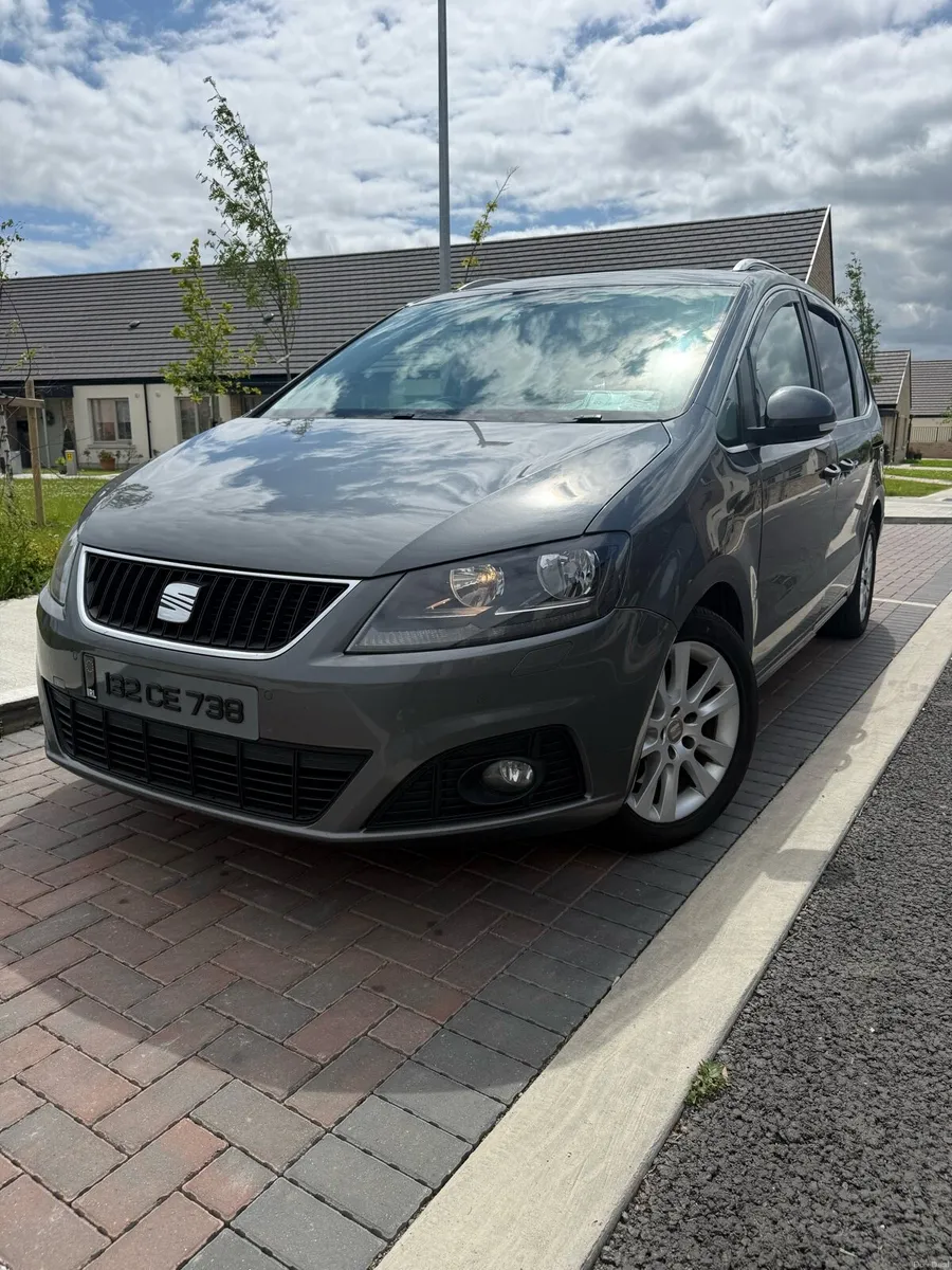132 Seat Alhambra Panoramic Roof - Image 2