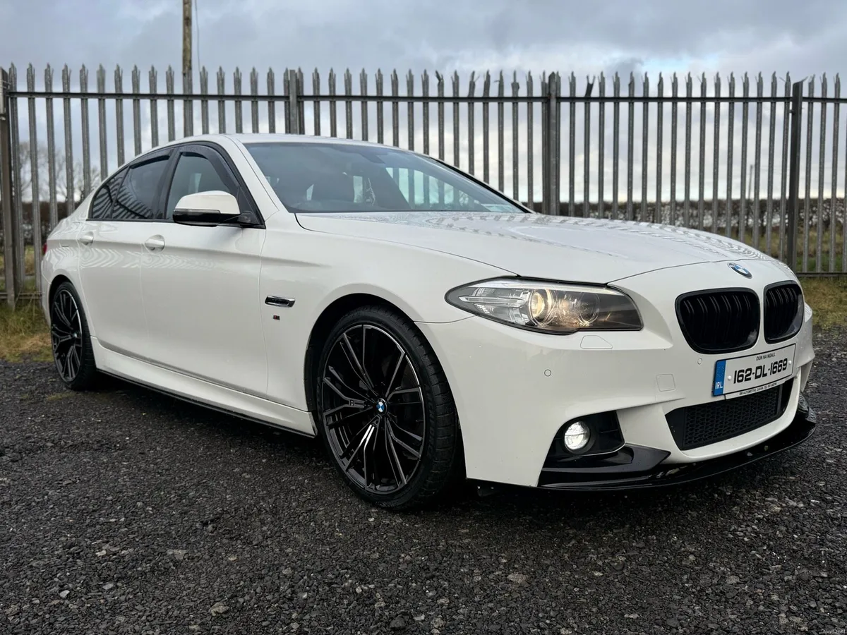 * 2016 (162) BMW 520D M-Sport* - Image 2