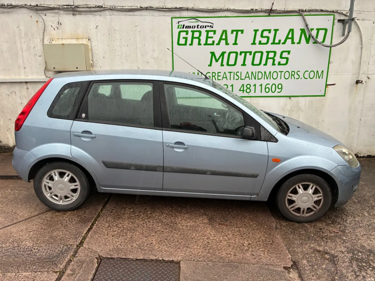 Ford Fiesta GHIA 1.4 5DR AUTO - Image 3