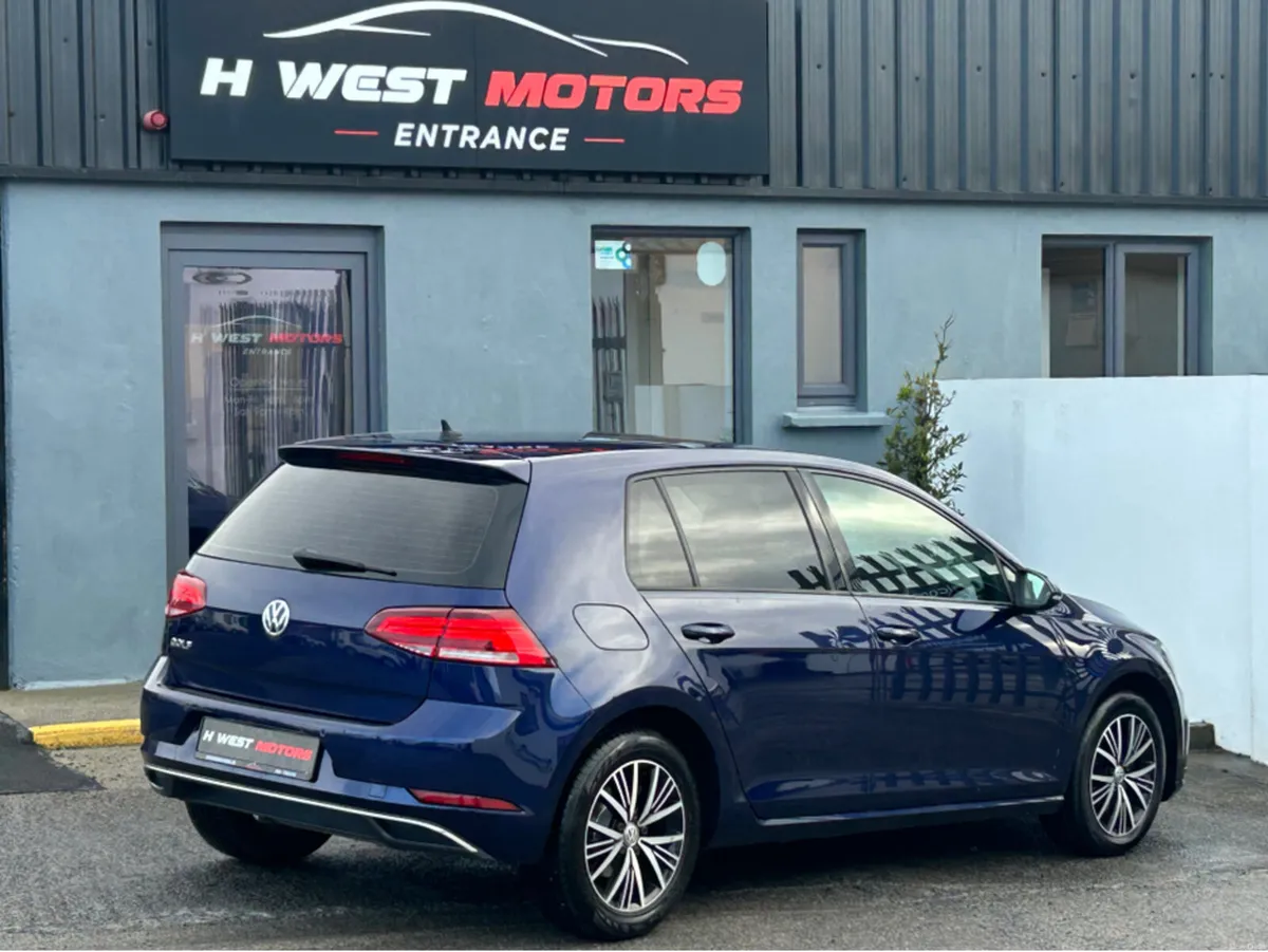 Volkswagen Golf 1.6 TDI SE NAV BLUEMOTION 115PS - Image 3
