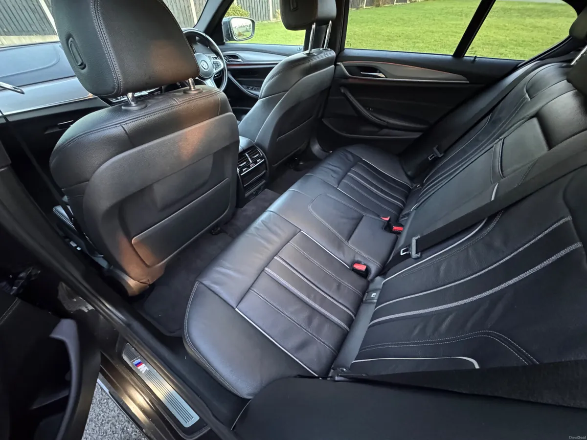 2018 BMW 520D M-SPORT - Image 3