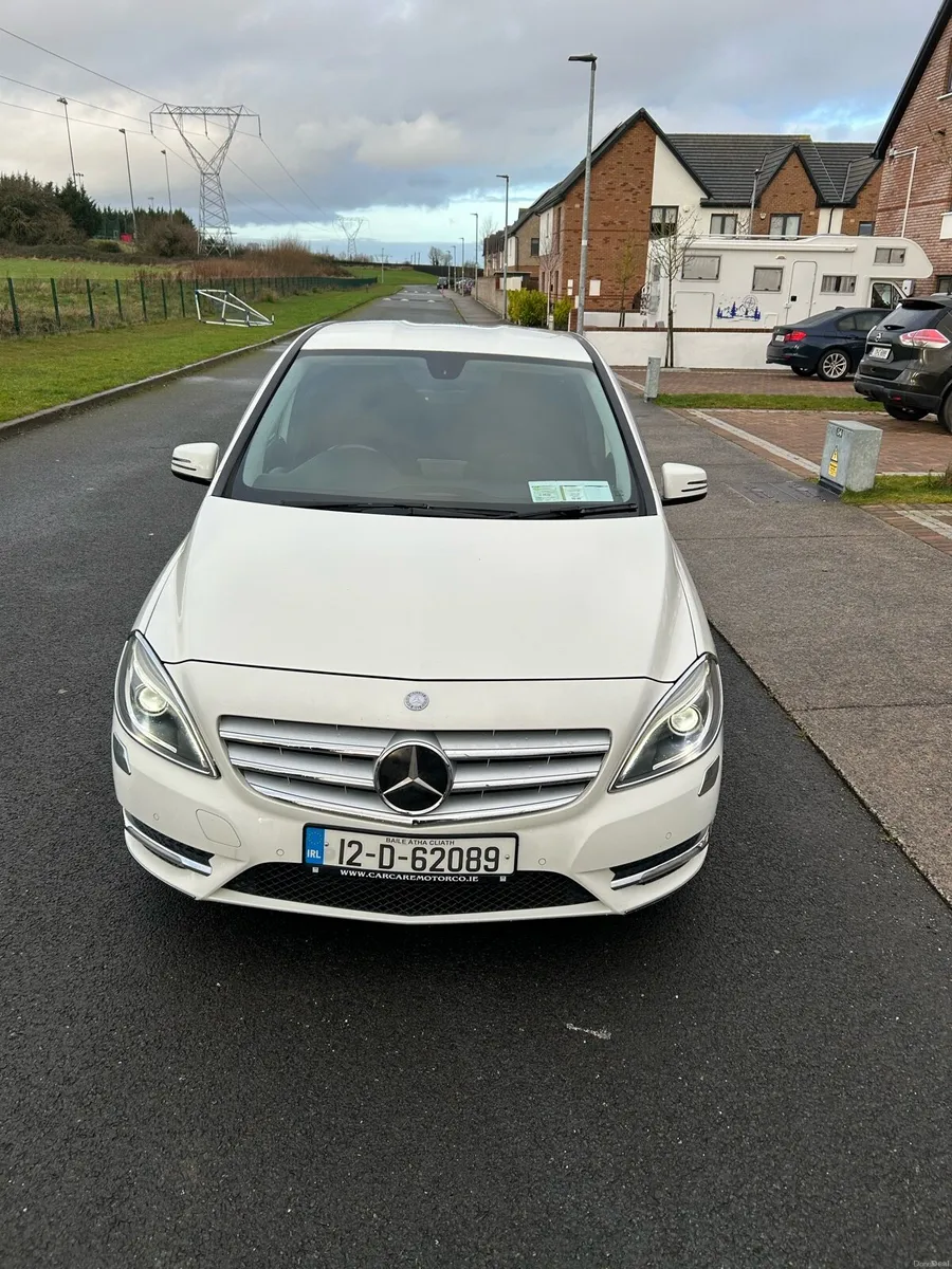 12 MERCEDES B-CLASS AUTO €6,950 - Image 2