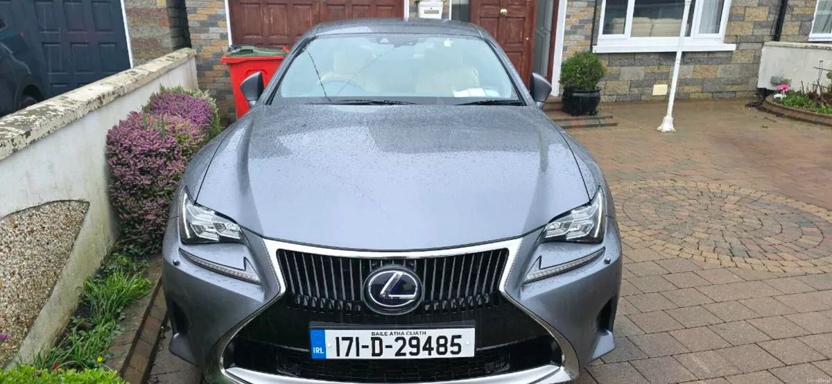 Lexus RC 300h Premium - Image 4