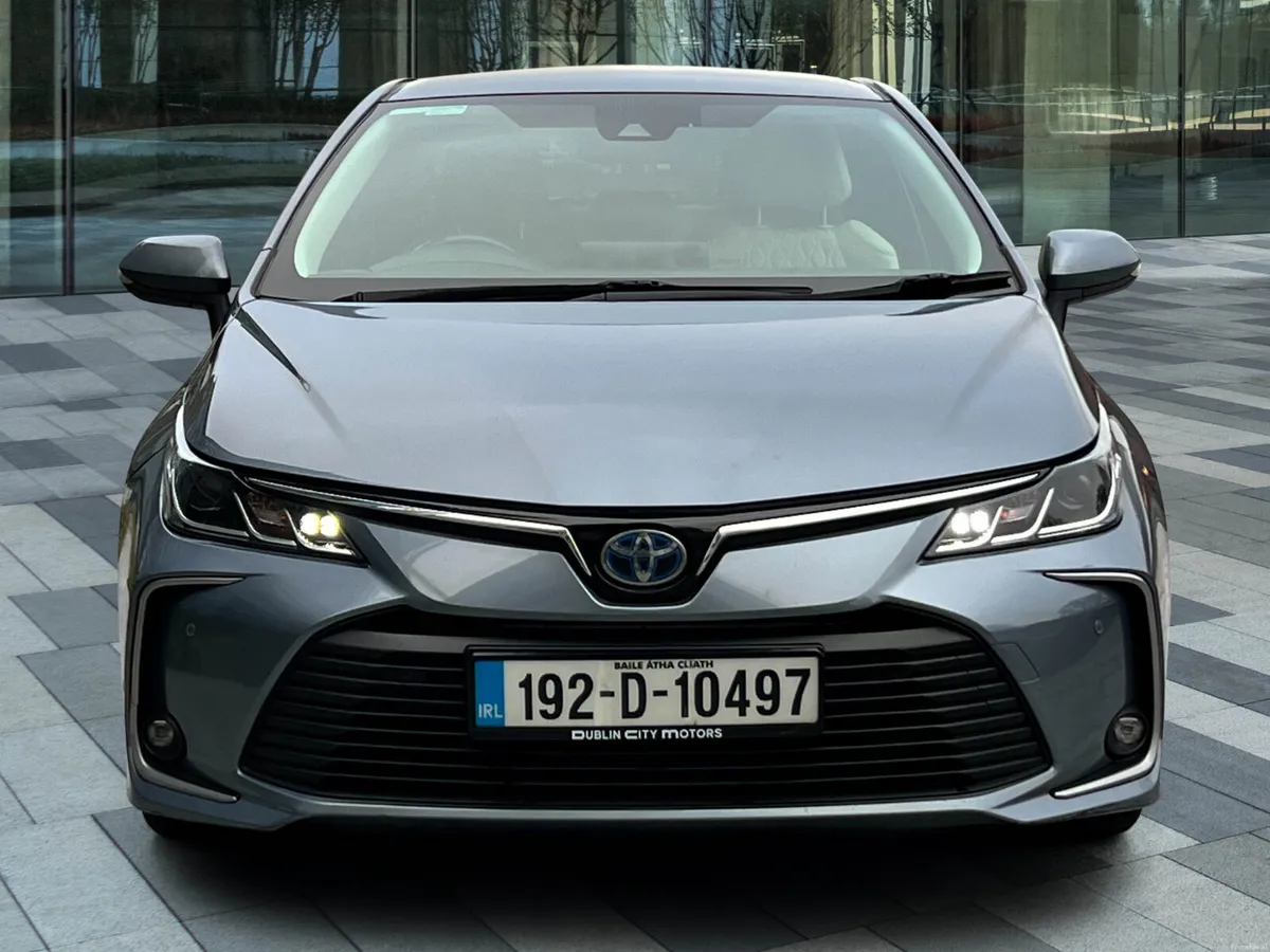 Toyota Corolla Hybrid SOL Full Toyota Sandyford SH - Image 2