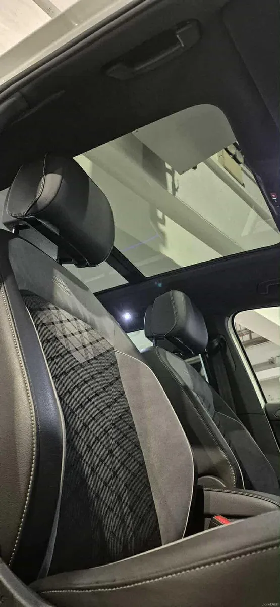 Volkswagen Tiguan 2021 4x4 200HP DSG - Image 3