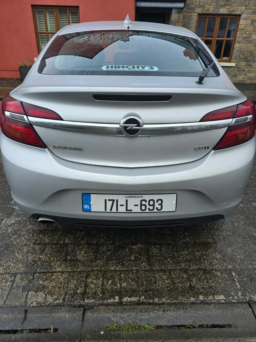 Opel Insignia 2L - Image 2