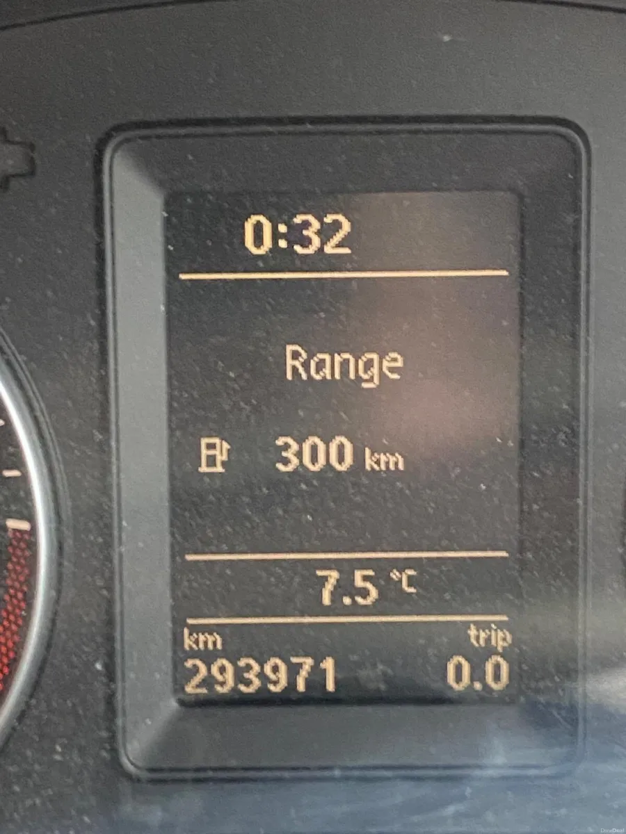 Volkswagen Jetta 2010 - Image 4